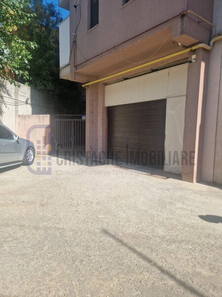 Titan apartament 2 camere 70 mp nemobilat, pretabil birou