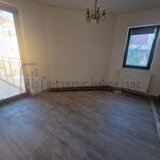 Titan apartament 2 camere 70 mp nemobilat, pretabil birou